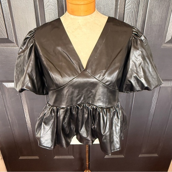 English Factory Black Faux Leather Peplum Top L - Picture 8 of 15